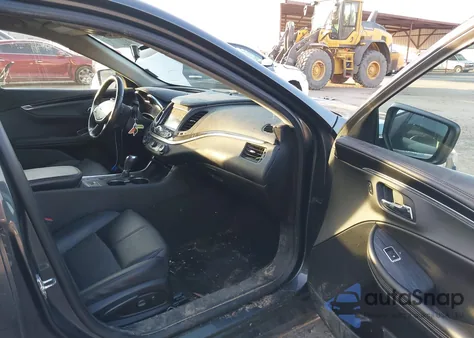 2019 Chevrolet Impala Lt z USA, uszkodzony, nr VIN 2G11Z5S33K9115966